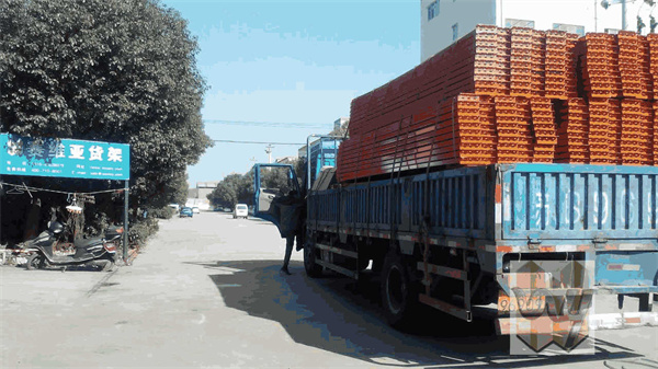 無錫橫梁貨架,無錫橫梁式貨架,橫梁貨架生產廠家